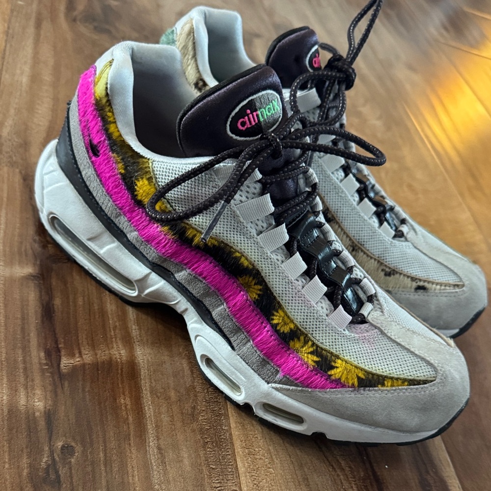 Air max 95 SE women’s size 11 limited edition